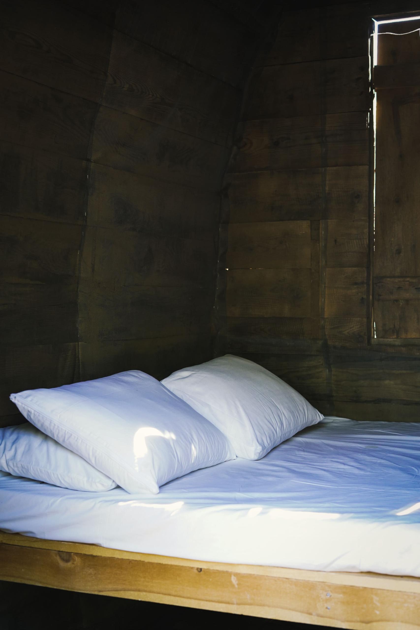 ateş su konaklamaLLUM-04